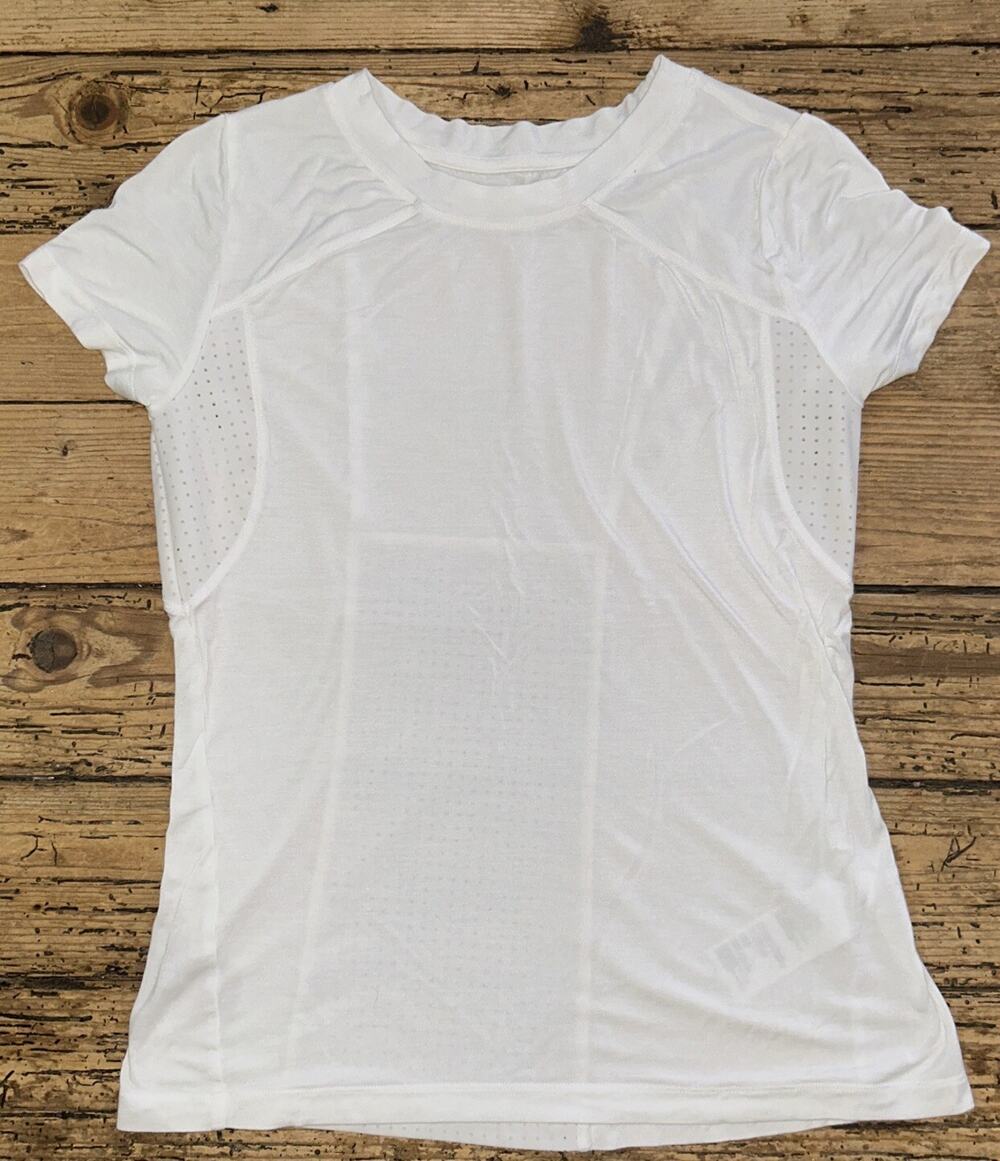 Blanc Noir Women's Size XS White Crew Neck Short-Sleeve Tempest T-Shirt